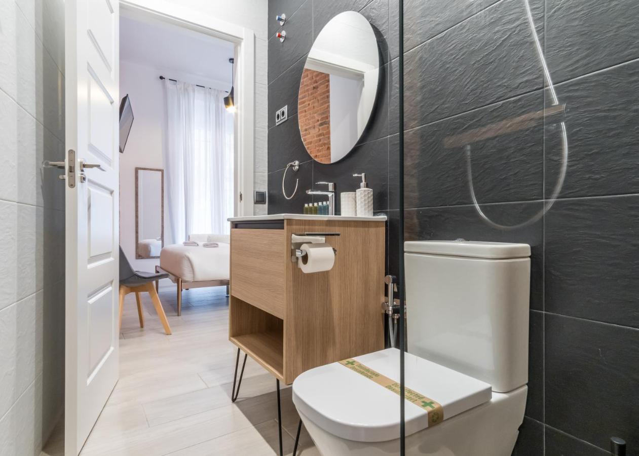 2 Habitaciones 2 Banos- Moderno Y Acogedor - Imperial Мадрид Екстериор снимка
