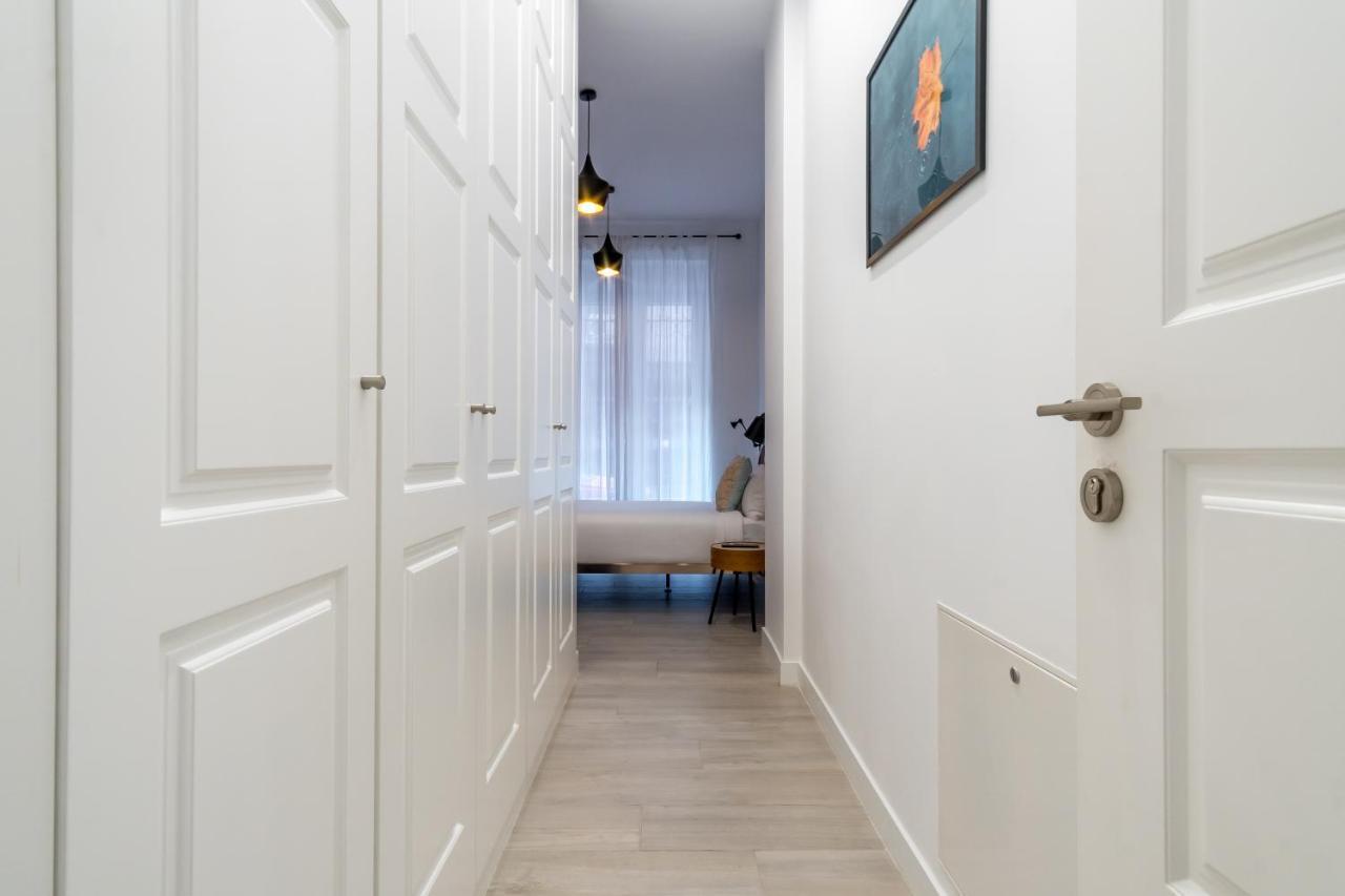 2 Habitaciones 2 Banos- Moderno Y Acogedor - Imperial Мадрид Екстериор снимка